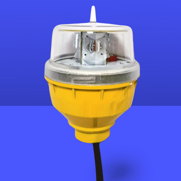 L 810 light low intensity obstruction light